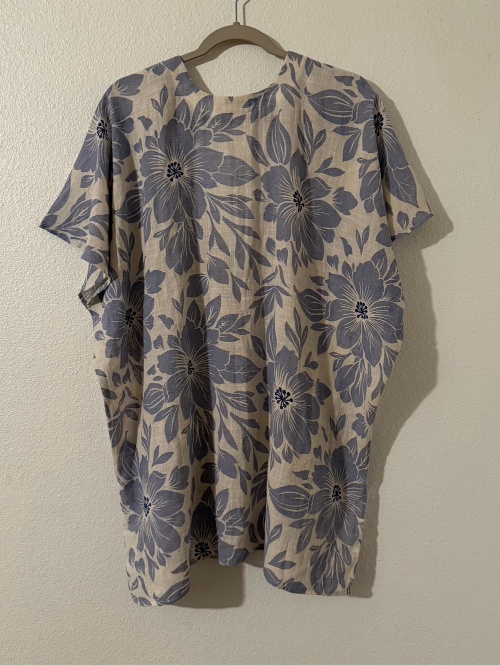 Olivaceous Women’s Blue 100% Cotton Floral Tunic Coverup Size Medium - Picture 11 of 11
